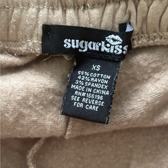 Tan Relaxed Fit Joggers for Effortless Style - Picture 5 of 9